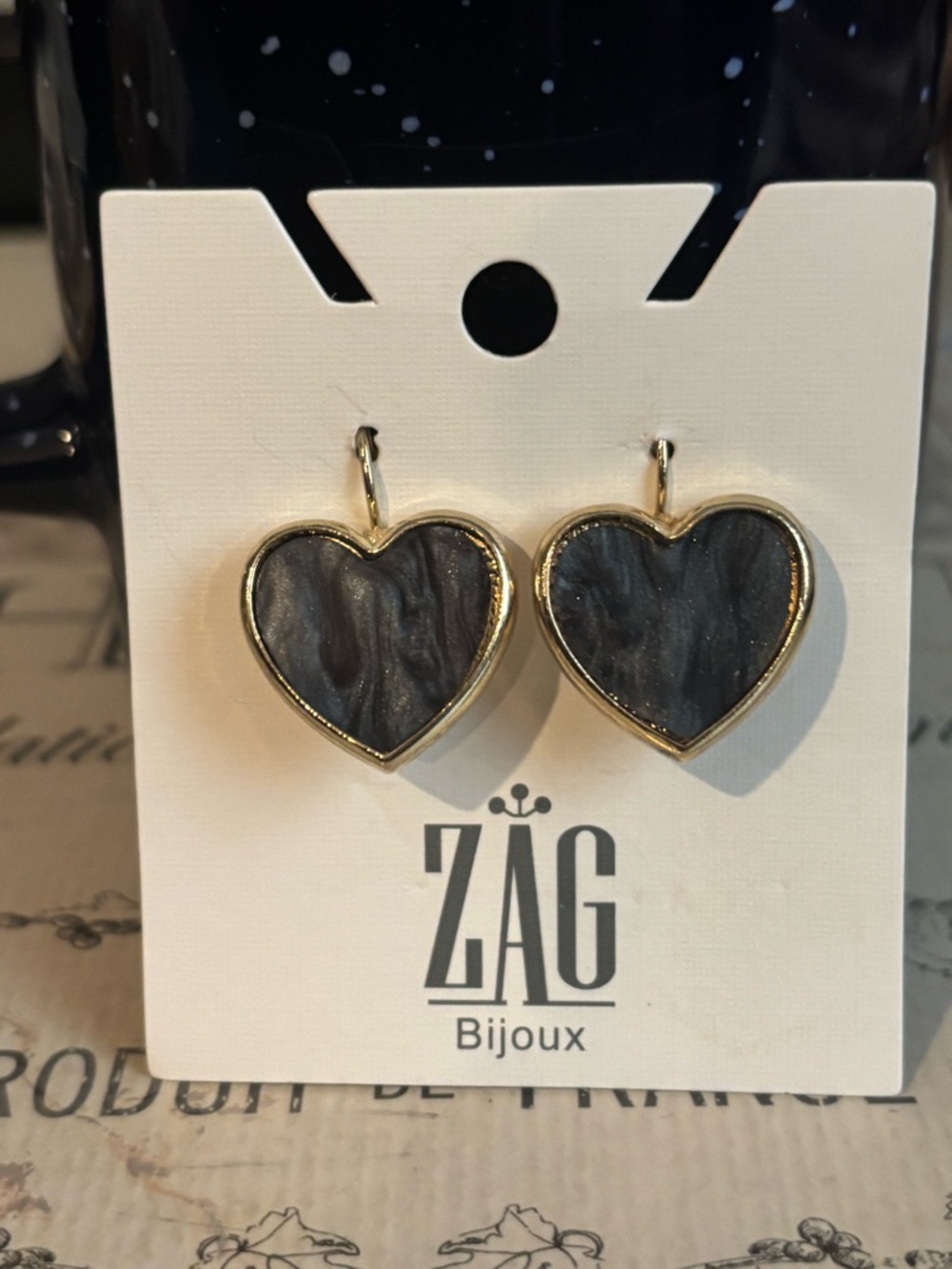ZAG Bijoux Gold-Trim Heart shaped Earrings